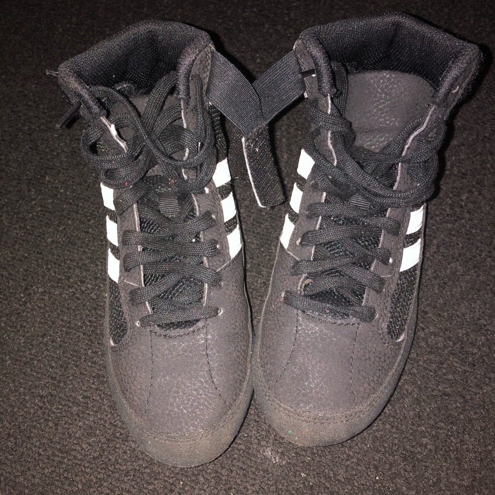 Youth ADIDAS WRESTLING SHOES 3 1/2